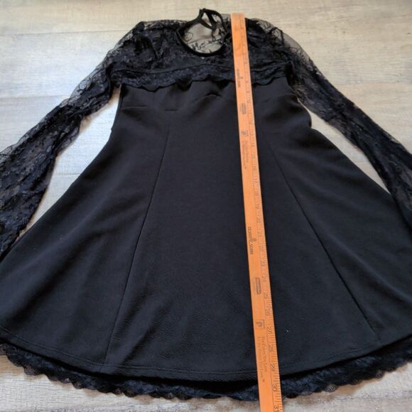 Hot Topic Cosmic Aura Women's Lace Bell-Sleeve Dress Black Sz S/M Gothic - Picture 5 of 6